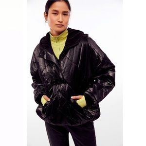 NWOT Free People polar ice puffer